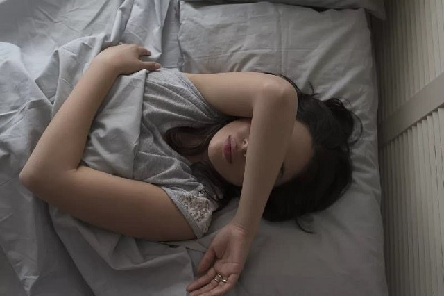 Giấc mơ thấy người chết quay về báo hiệu vướng mắc nào đó của người mơ Giấc mơ thấy người chết quay về báo hiệu vướng mắc nào đó của người mơ