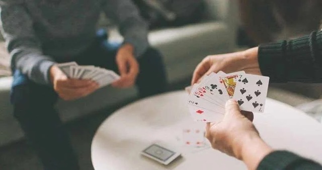 Cách đánh bài tiến lên luôn thắng - Kinh nghiệm đến từ các cao thủ